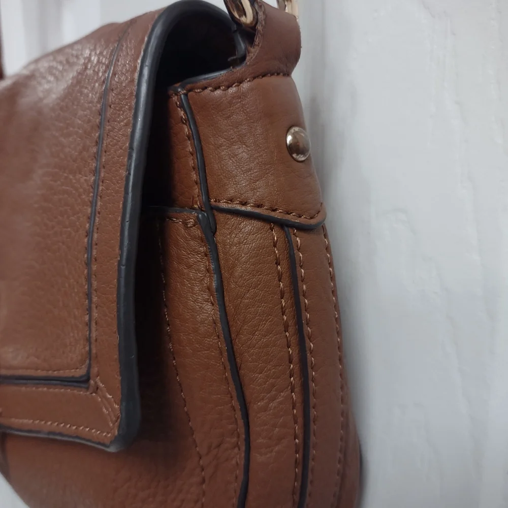 Vince Camuto Brown pebbled leather crossbody / Purse - Picture 5 of 16